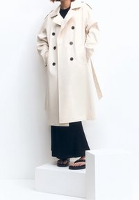 PULL&BEAR Trench - beige
