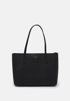 Czarna torba typu tote wykonana z teksturowanego materiału syntetycznego, wyposażona w dwa uchwyty oraz trójkątne złote logo na przedniej stronie. Prosty i uporządkowany design.