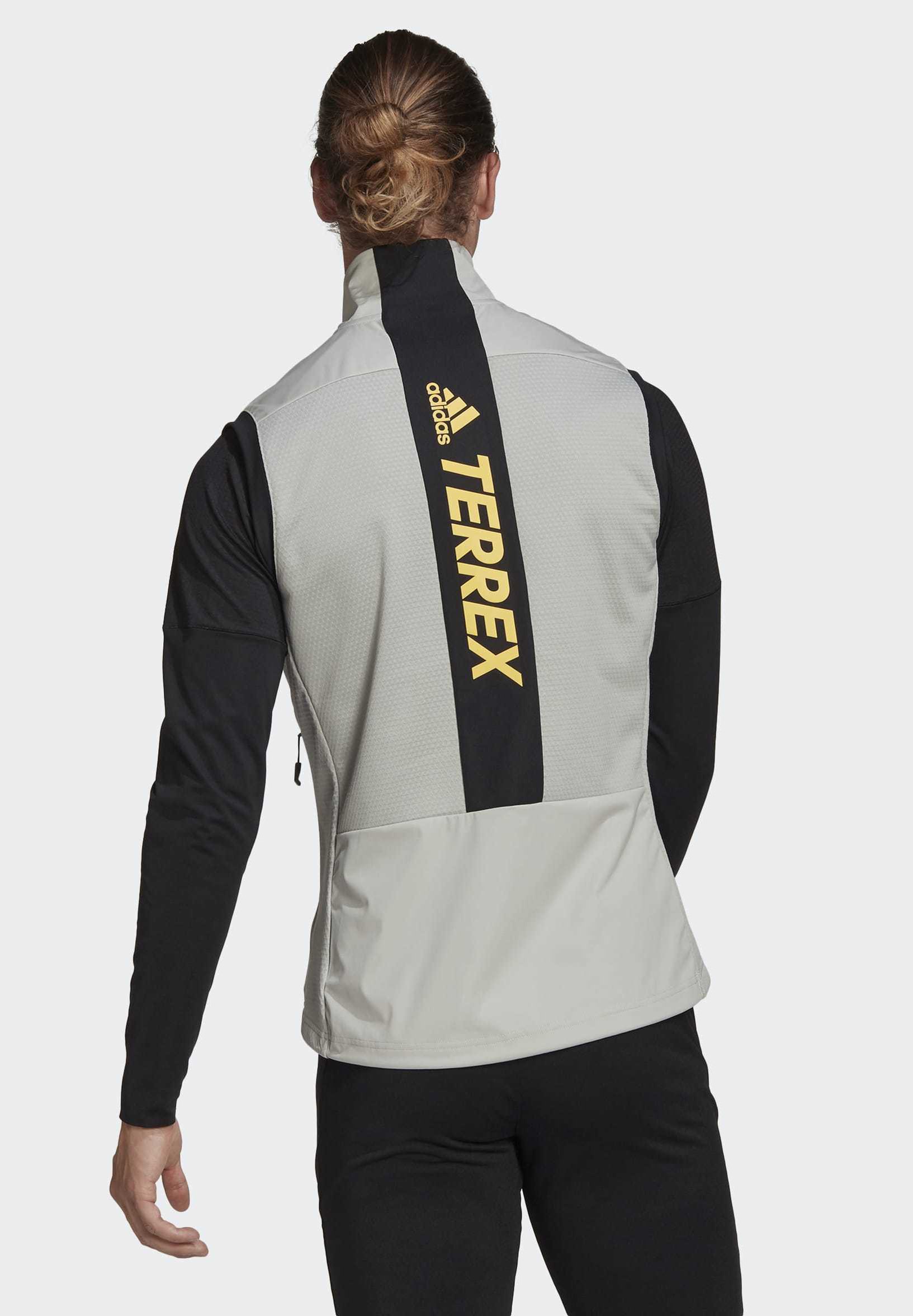 terrex vest