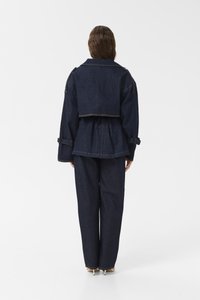 Gestuz SUMMER TRENCHCOAT - Farkkutakki - unwashed denim