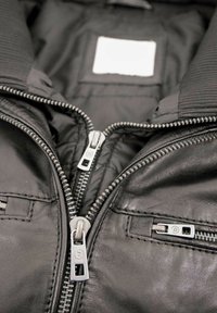 bugatti Lederjacke - schwarz