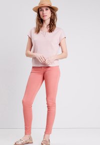 BONOBO Jeans Vaqueros slim fit - rose poudrée