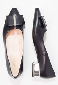 Peter Kaiser Escarpins - dark blue