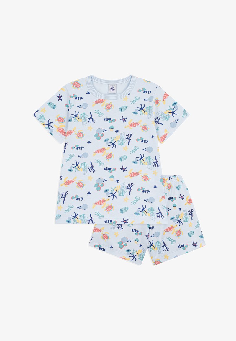 Kinder-Pyjama-Set mit kurzen Ärmeln, bedruckt mit Meeresbewohnern, Muscheln, Korallen und Seesternen auf hellblauem Stoff.