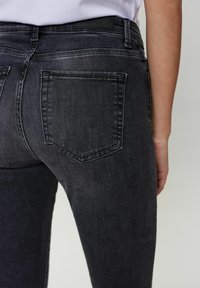 Nümph NUSIDNEY  - Aptempti džinsai - medium grey mel