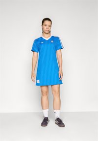 adidas Originals REAL MADRID ICON DRESS - Klupska odjeća - bluebird/white