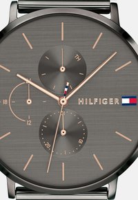 Tommy Hilfiger Käekell - grey