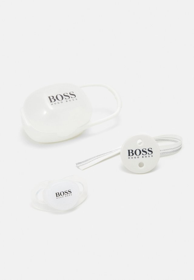 PACIFIER CLIP BOX BABY SET - Geschenk zur Geburt - white