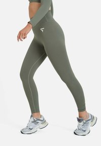 Unselected, army green