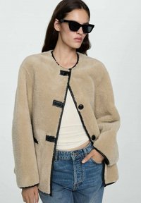 Mango Chaqueta de entretiempo - beige