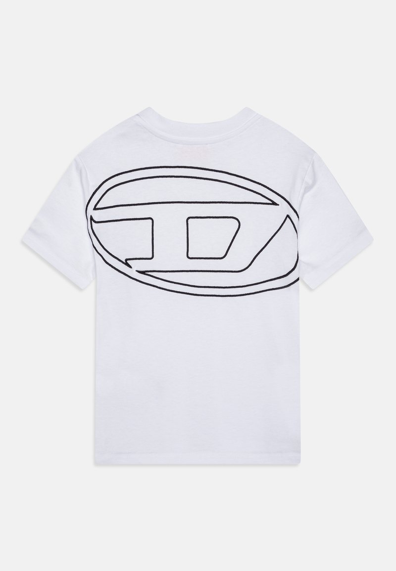 T-shirt bianco in cotone con un grande logo disegnato con contorni neri sul retro. Maniche corte e un classico collo a giro.