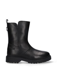 Botas de tobillo de cuero negro con un acabado suave, punta redonda y tirador. Suela de goma gruesa con patrones de tracción y detalle de costura lateral.