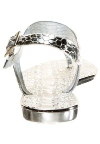 Buffalo Žabky - silver-coloured