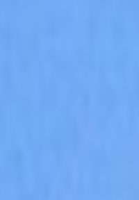 Tissu texturé bleu clair avec une surface douce et lisse, affichant de légères variations de teinte. Convient pour le rembourrage ou l'artisanat.