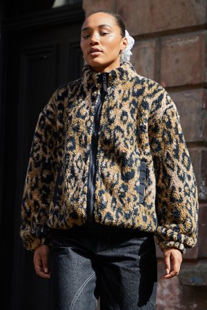 BDG Urban Outfitters OLIVE - Talvitakki - camel