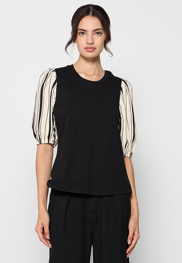 TWINSET T-shirt print zwart TWINSET T-shirt print zwart