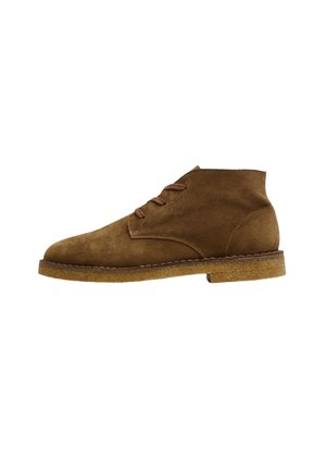 SLHRICCO CHUKKA - Lace-up ankle boots - tobacco brown