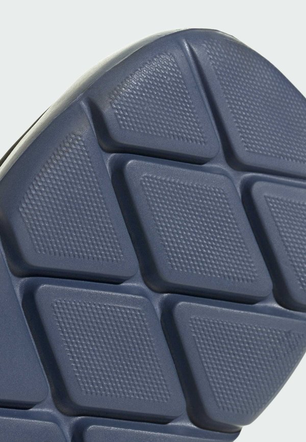 DISNEY MICKEY AND FRIENDS MONOFIT KIDS – Snowboot/Winterstiefel – carbon   silver metallic   preloved ink