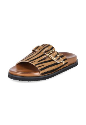 Bullboxer Sandalias planas - beige