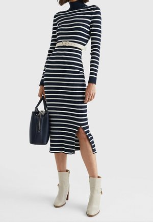 Etui-jurk - dark blue