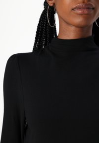 Selected Femme SLFMANJA DRAPEY - Longsleeve - black
