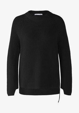Pull en tricot noir avec une texture côtelée, encolure ronde et manches longues. Il présente des fentes sur les côtés et un motif en relief subtil à l'avant.