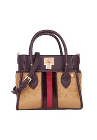 Borsa che presenta una combinazione di suede marrone e pelle viola scuro. Ha un'accento con lucchetto dorato, strisce verticali rosse a contrasto e dettagli in oro.