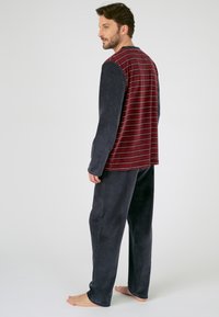 Damart COL V RAYÉ SET - Pigiama - gris