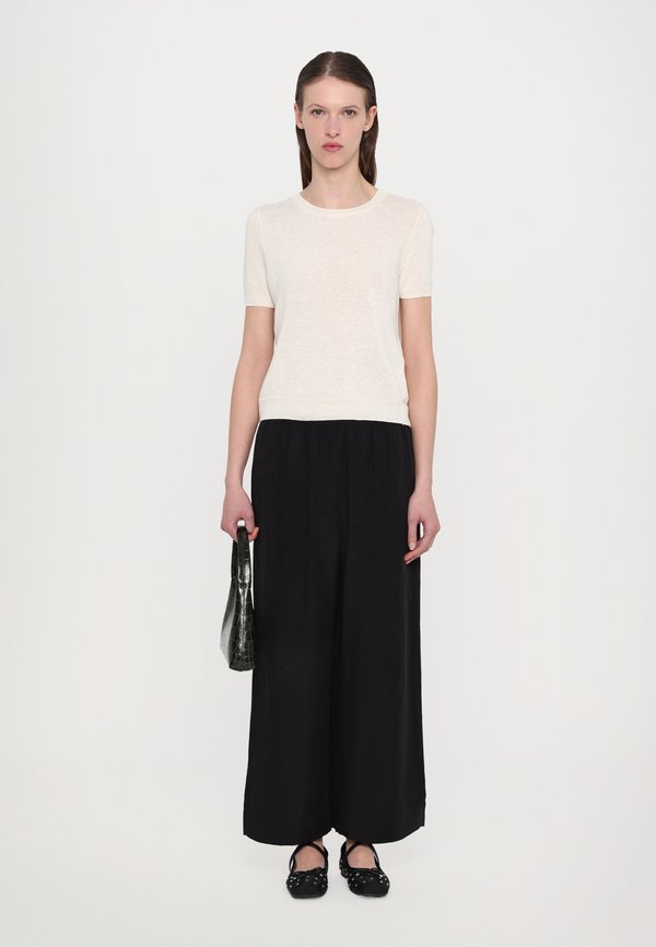 MIRABELLO - Trousers4