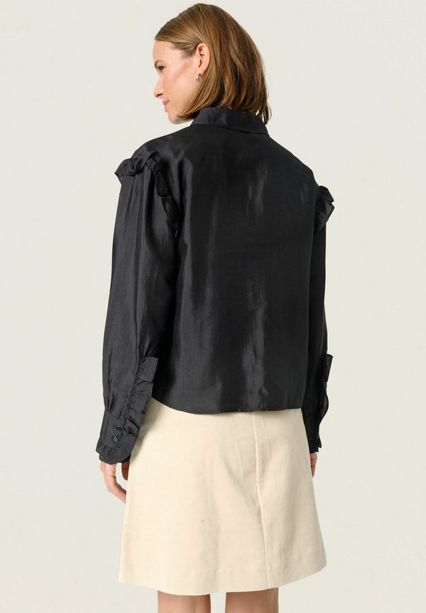 KAROLINA  - Button-down blouse4