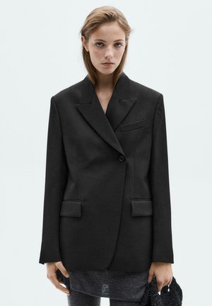 Classic coat - black