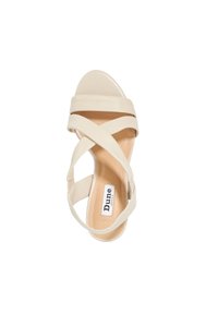 Beige kruisriempje sandaal van glad leer, met gevormde voetbed, open teenontwerp en gelabelde binnenzool. Minimalistische stijl.