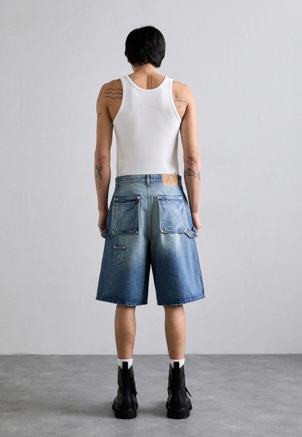 LAUREL CROWN EMBLEM - Denim shorts4