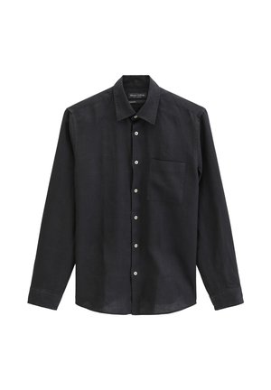 Μαύρο μακρυμάνικο πουκάμισο με γιακά και μία θήκη στο στήθος, με λευκά κουμπιά στο μπροστινό μέρος.