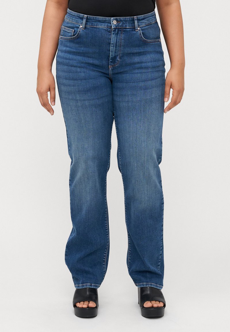 ONLY Carmakoma CARWILLY MID - Tiesaus kirpimo džinsai - dark blue denim