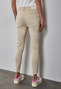 Street One Jean slim - beige