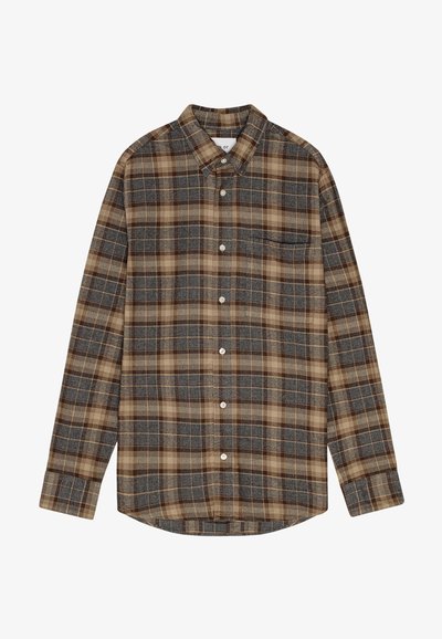 Bruine en grijze geruite button-up shirt met kraag, lange mouwen en een enkele borstzak. Zachte textuur en ontwerp met afgeronde zoom.