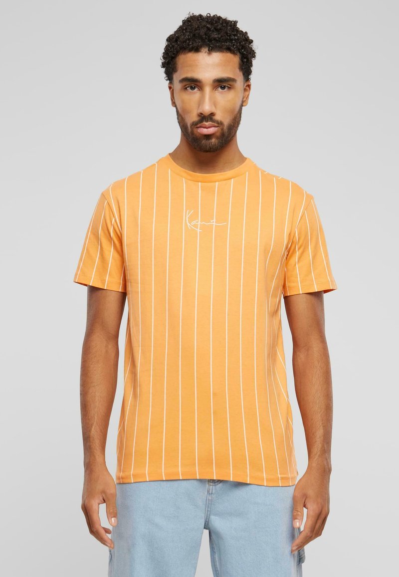 Karl Kani - SMALL SIGNATURE - T-shirt print - orange offwhite, Vergroten