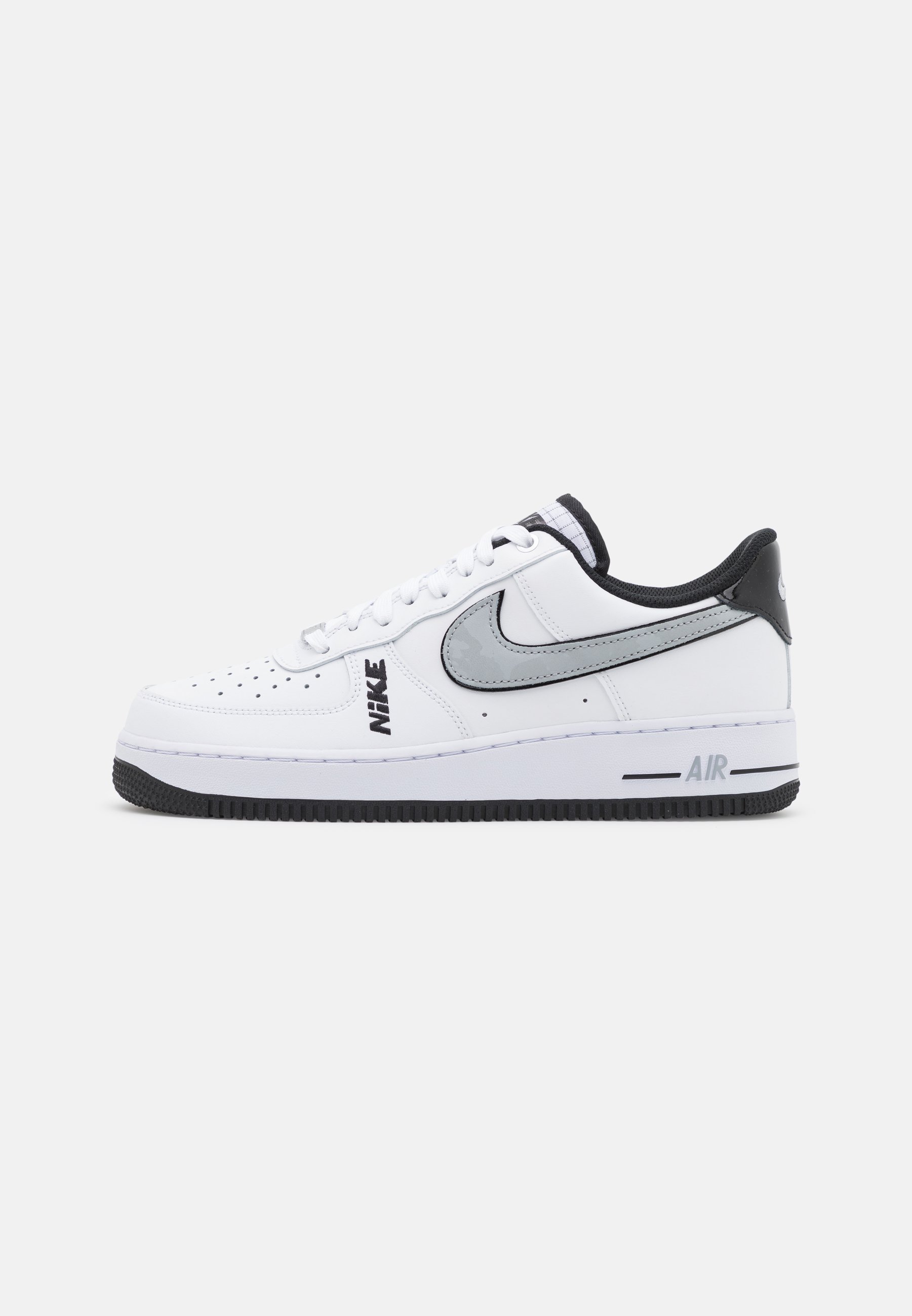 Nike Sportswear Air Force 1 07 Lv8 Trainers White Black Wolf Grey White Zalando Co Uk