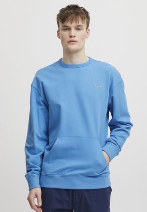 Blauwe sweatshirt gemaakt van een katoenmix, met ronde halslijn, lange mouwen en een voorkant zak. Klein logo op de borst, soepele textuur.