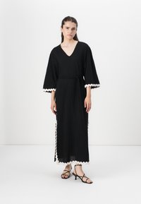 VILA - VIMANDA WAVY VNECK MIDI DRESS - Maxi dress - black beauty Thumbnail Image 1