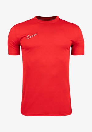 Rotes Nike T-Shirt mit kurzen Ärmeln, Rundhalsausschnitt, glatter Textur und einem weißen Swoosh-Logo auf der linken Brust.