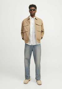 Jack & Jones JJESUMMER LINEN MIX SHIRT - Hemd - white