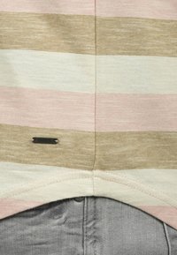 Solid SDTHICCO - Triko s potiskem - light pink