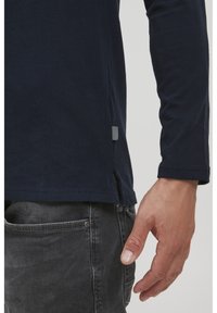 Solid SDVINTON - Top s dlouhým rukávem - insignia blue