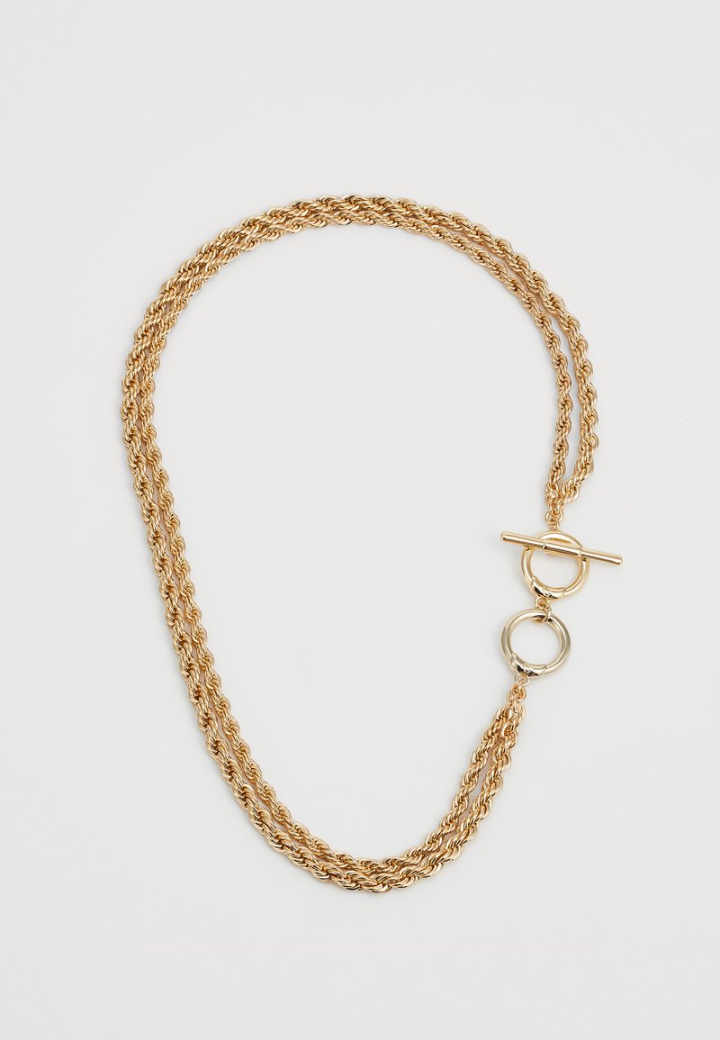 Colar dourado com correntes torcidas, fecho tipo toggles e acentos circulares, projetado com uma textura suave e forma elegante.