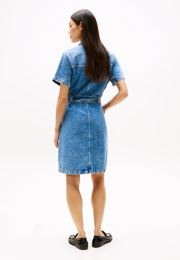 KNEE BELTED DRESS - Denim dress - ali3