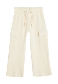 Lys beige cargo bukser med vertikal ribbet tekstur, elastisk talje, snorelukning og to sidelommer med klap og knap.