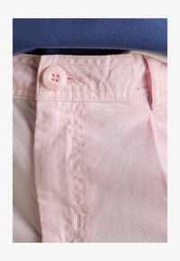 Non sélectionné, pink