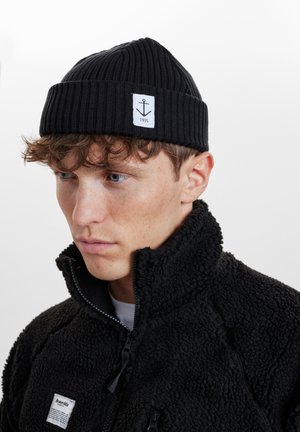 Resteröds Beanie - black